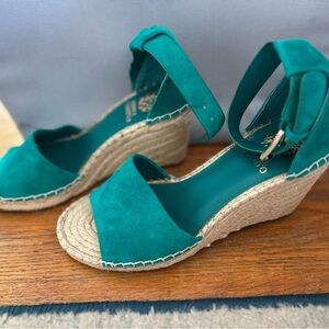 Vince Camuto Felyn Wedge sandals